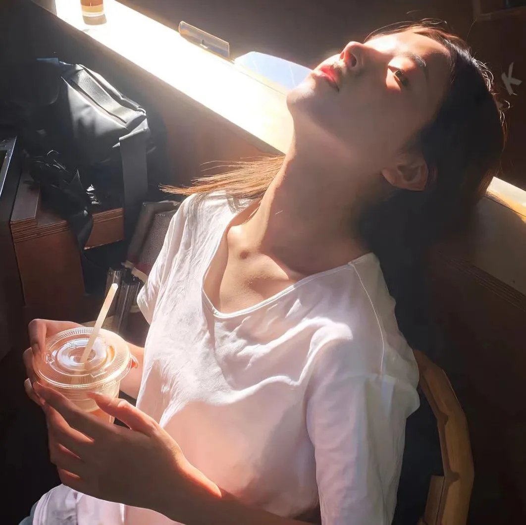 那个我最亲爱的陌生人